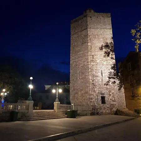 Leonardo Apartament Vrsi