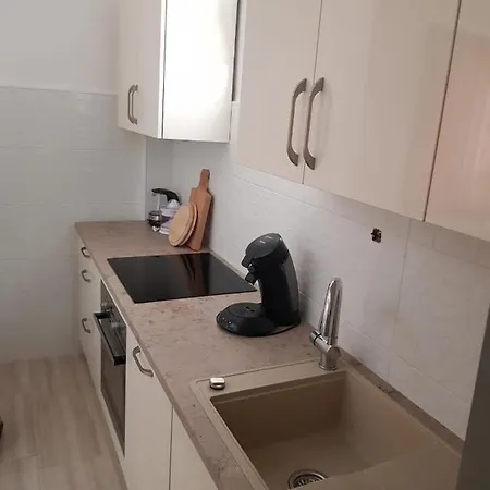 Apartment Leonardo Vrsi