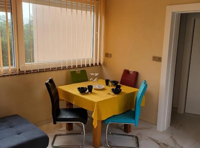 아파트 Leonardo 브르시