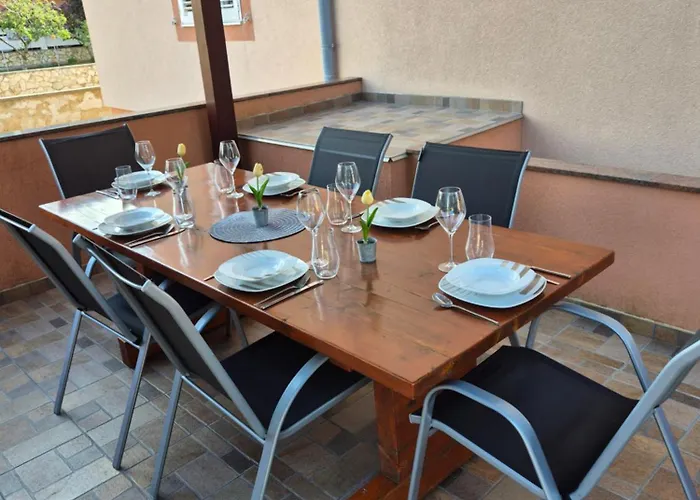 Leonardo 아파트 *