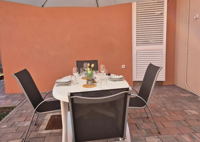 Leonardo 아파트 브르시